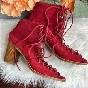 Jeffrey Campbell Cors Red Lace-Up Heeled Sandals Size 9.5